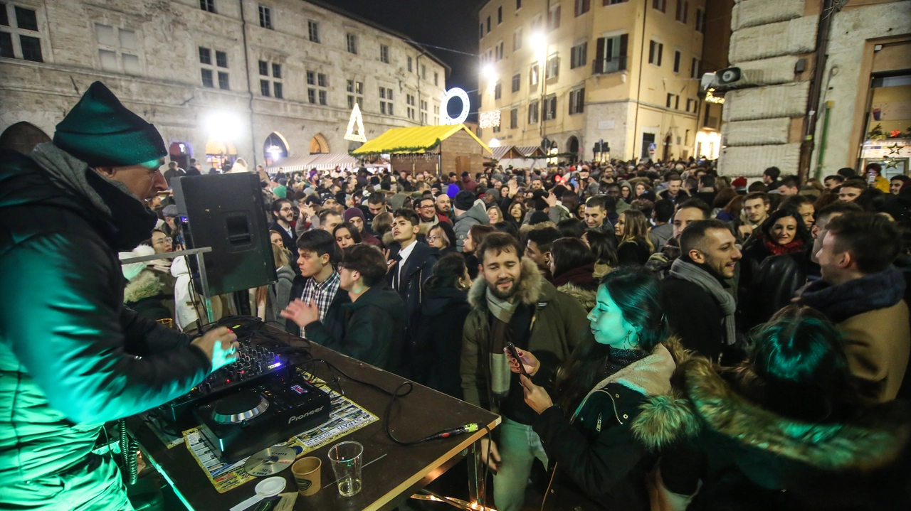 Perugia, musica itinerante sull’acropoli dalle 22