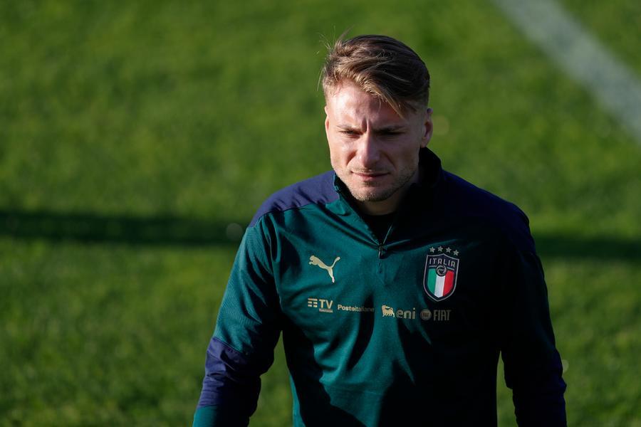 Calcio Mancini Perde Immobile Per Infortunio Convocato Scamacca