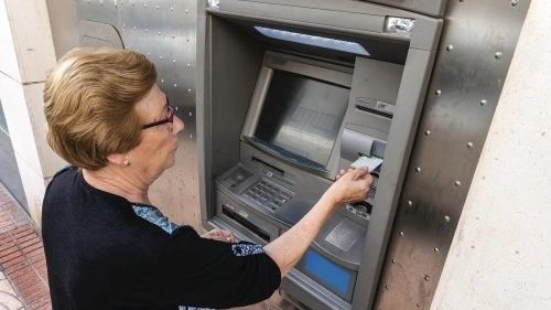 Banche, Capraia e Limite comune "desertificato" Ecco il rapporto che preoccupa la Toscana