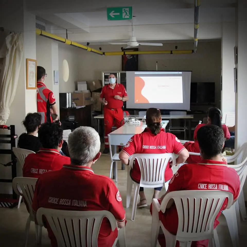 I volontari della Croce Rossa di Pontedera pronti per la maturità