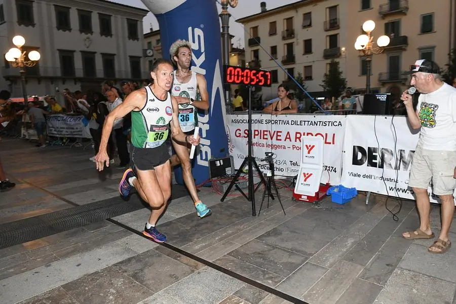 Staffetta a Fucecchio, foto e classifica della corsa