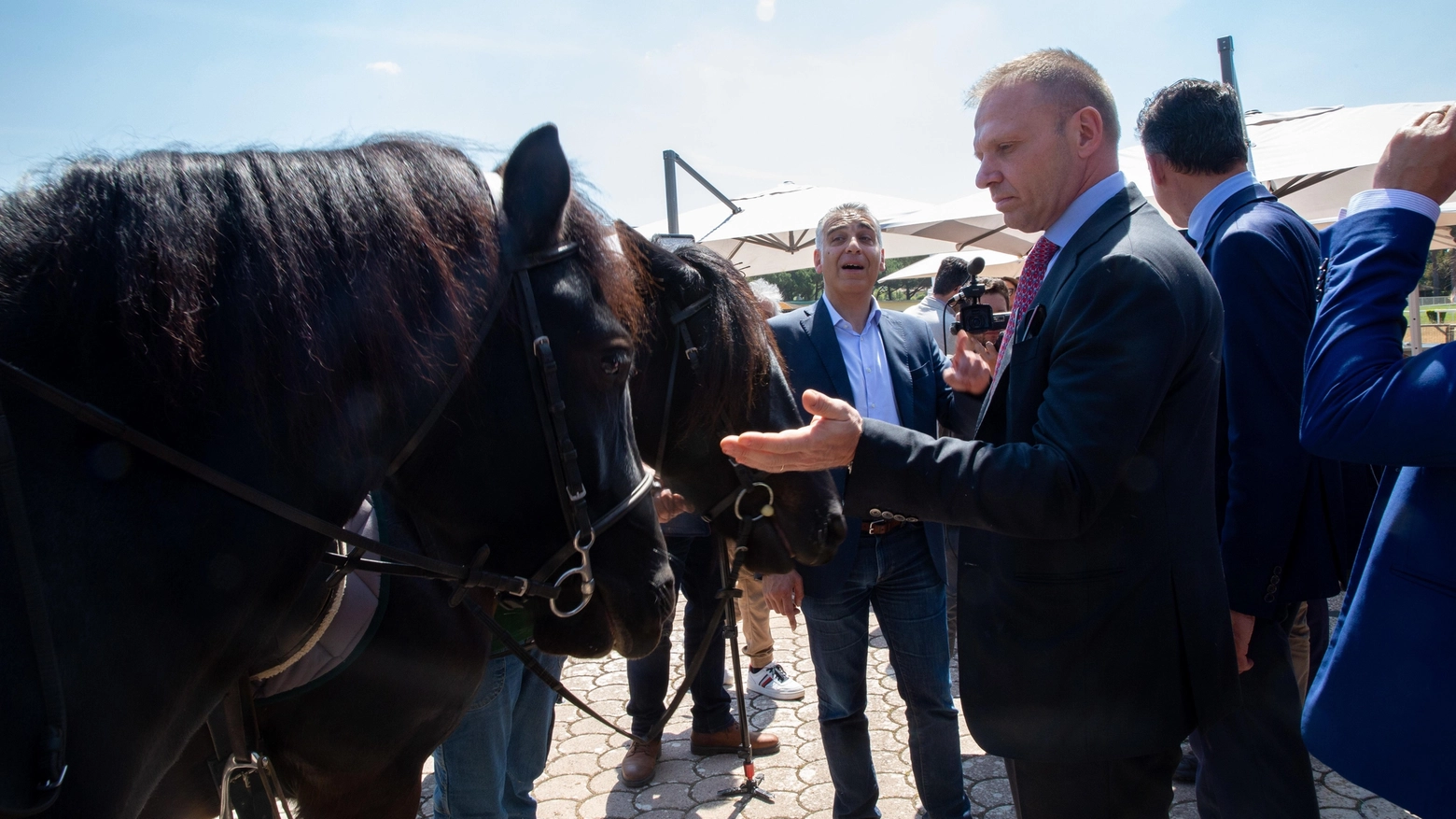 "Faremo di San Rossore  la Coverciano del cavallo"