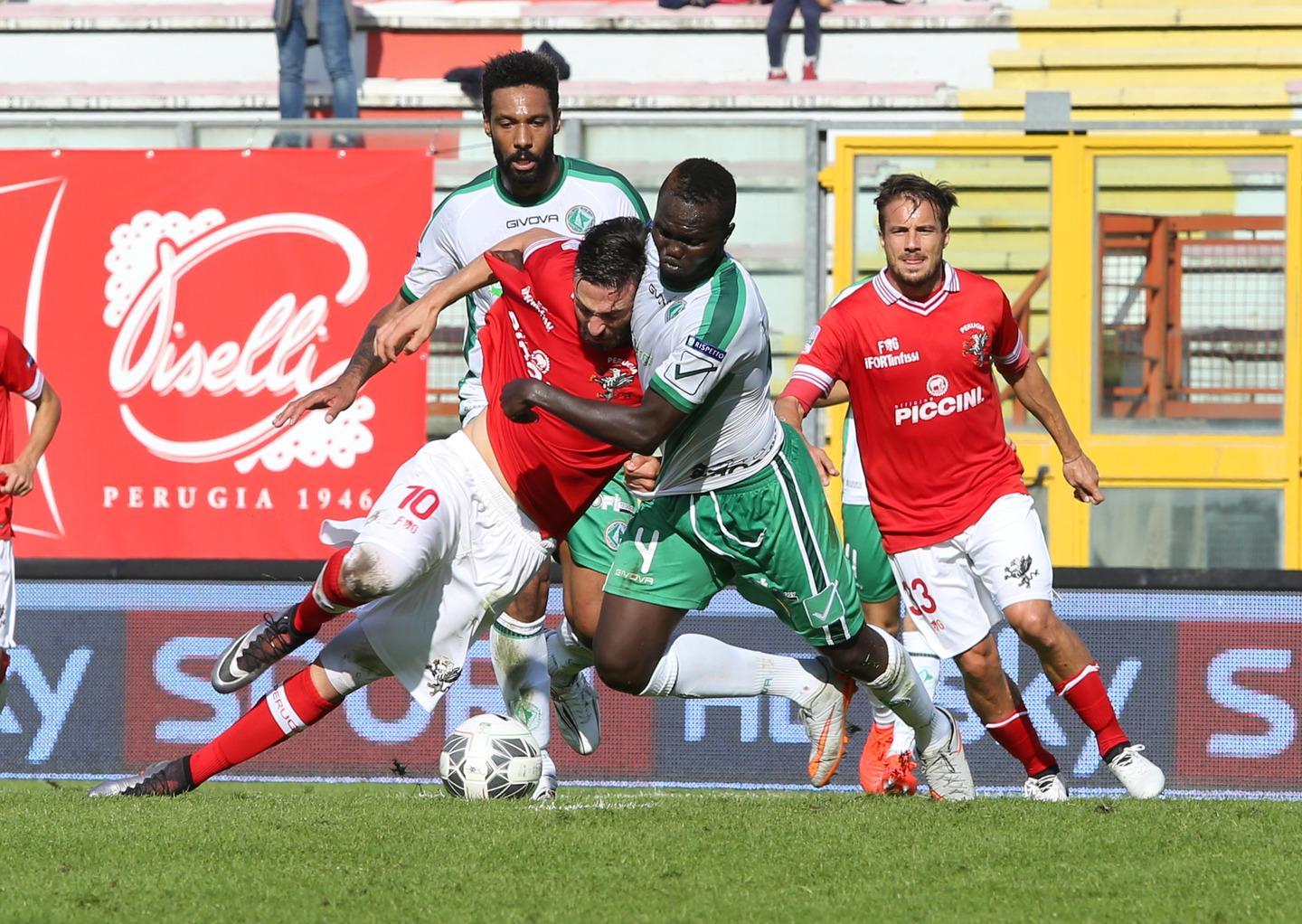 Calcio, Tutti I Risultati E Le Foto Delle Sfide Di Serie B E Legapro ...