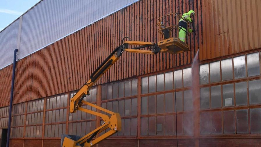 Lavoro, le aziende continuano a non trovare addetti: il caso Delmar