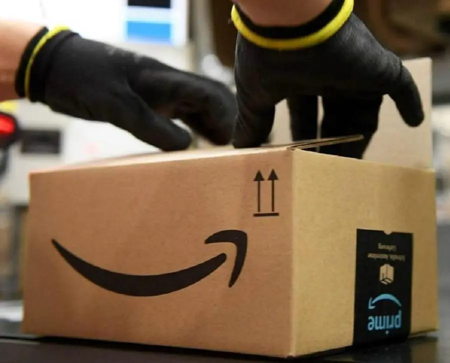 Rubano pacchi di Amazon Denunciati