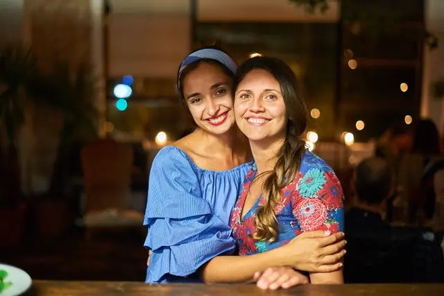 Le chef Alissa e Olia, una russa l'altra ucraina, ospiti a 'Food&Book'