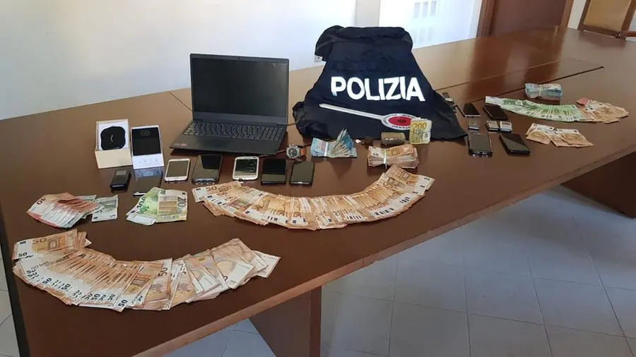 Vasta operazione antidroga della Polizia di Stato