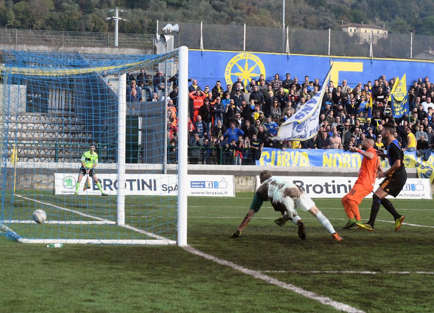 Carrarese-Pisa 4-1, Naufragio Nerazzurro / FOTO