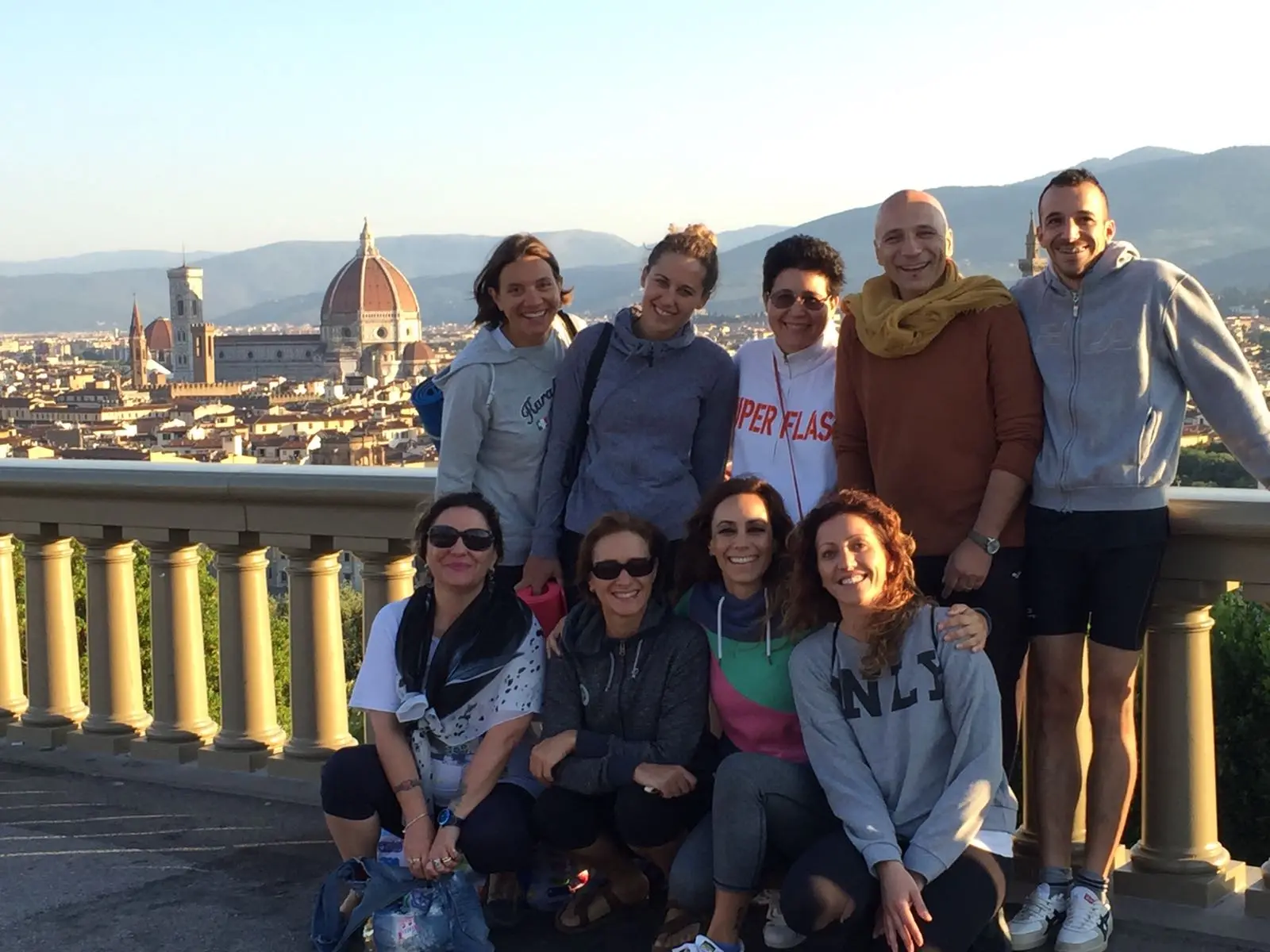 'Saluto al sole', l'emozione al Piazzale Michelangelo