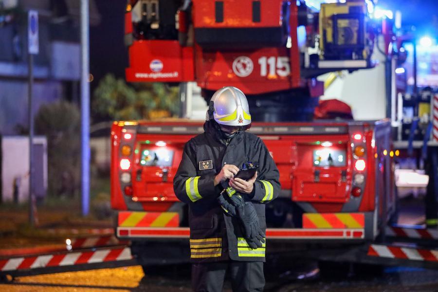 Incendio In Una Casa Salvati Cinque Cani A Santa Croce Sull Arno