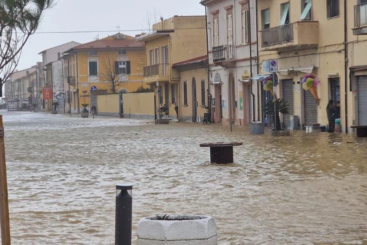 Gli allagamenti a Marina di Pisa