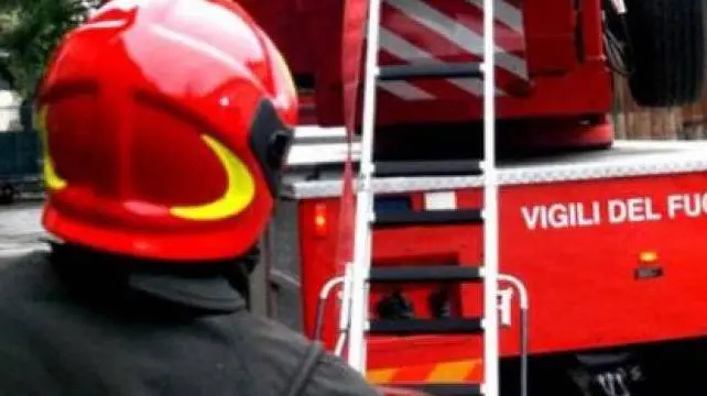 Violento incendio a Tordandrea