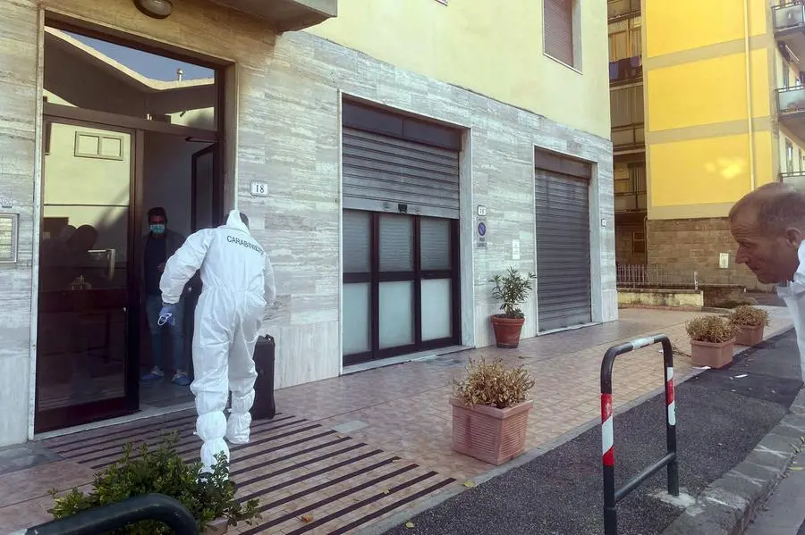 Omicidio a Signa, chi è la donna trovata morta in casa. Cosa sappiamo finora