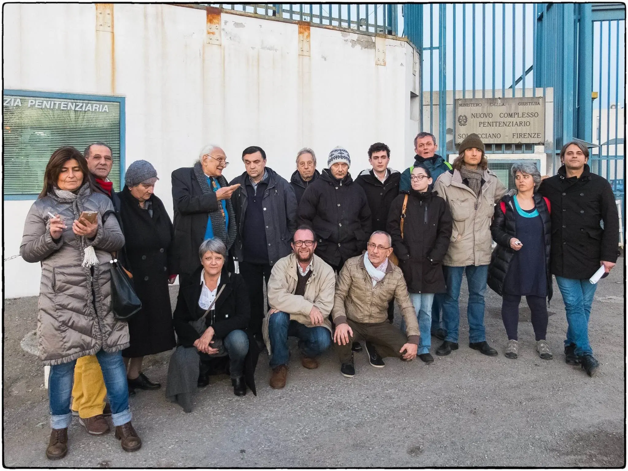 Radicali, protesta davanti a Sollicciano: "Un carcere da chiudere"