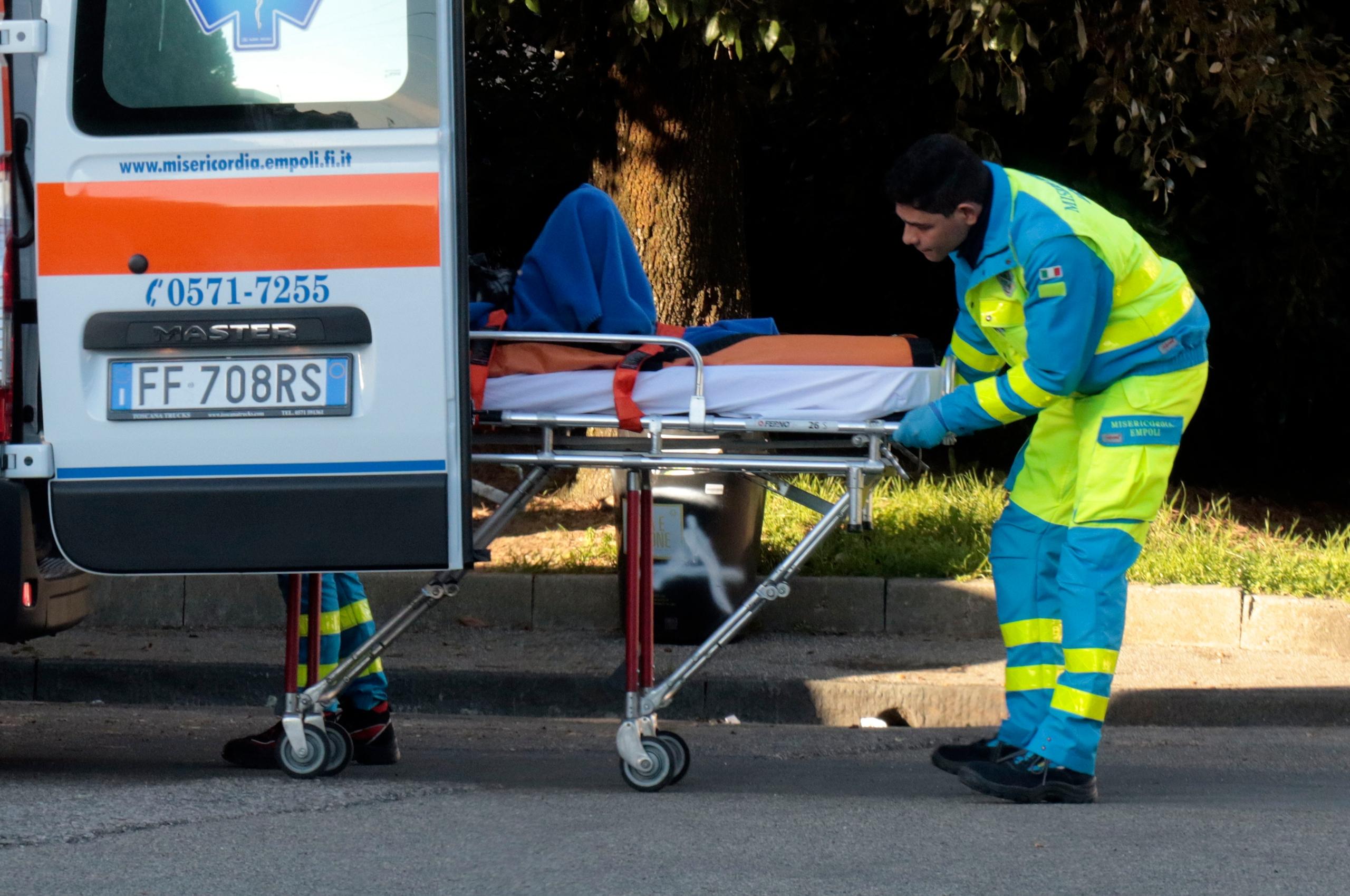 Ex Carabiniere Finisce Sotto Le Ruote Di Un Camion: è Gravissimo