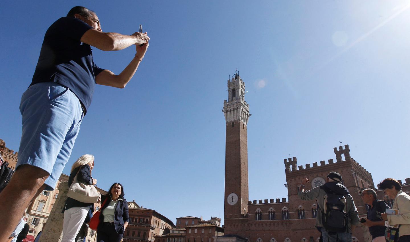 Nell’uovo C’è La Pasqua Del Rilancio. Turismo In Toscana, Si Spera In ...