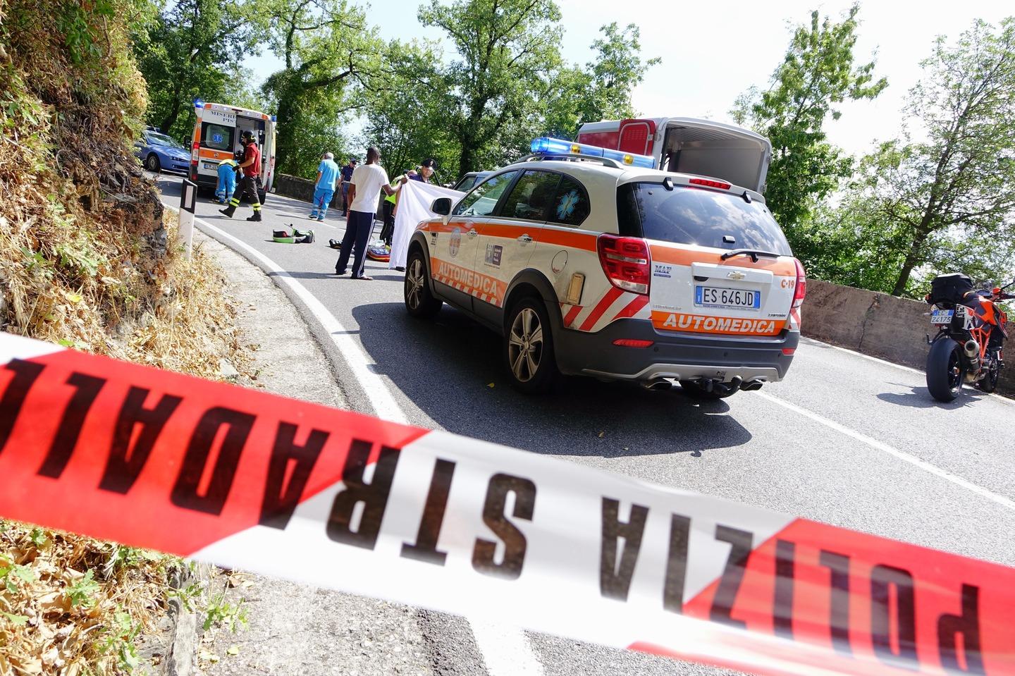 Scontro Fra Auto E Moto Un Morto Sulla Bolognese