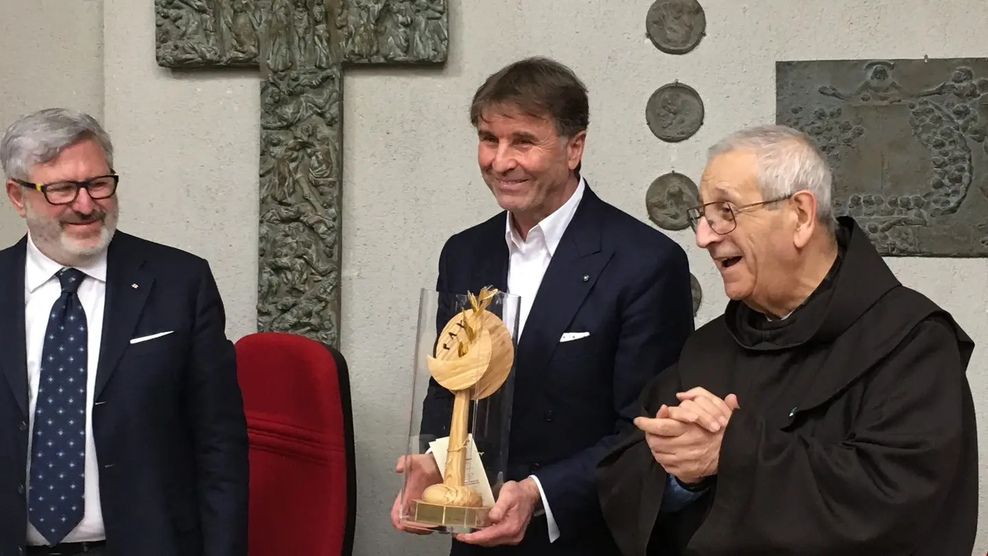 ‘Assisi Pax’ assegna la 'Palma d’Oro' a Brunello Cucinelli