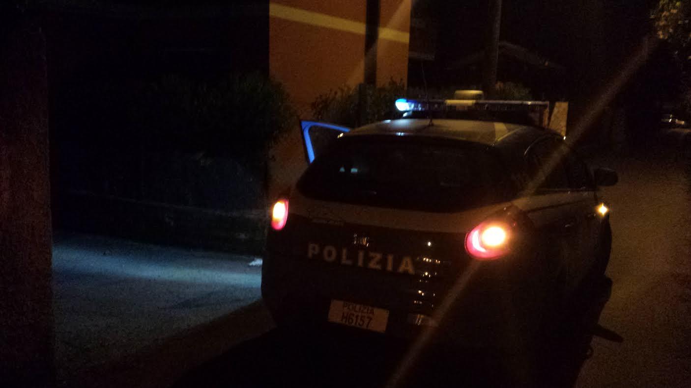 Tre Fucilate Esplose Contro Una Palazzina Alle Cinque Vie: Torna La ...