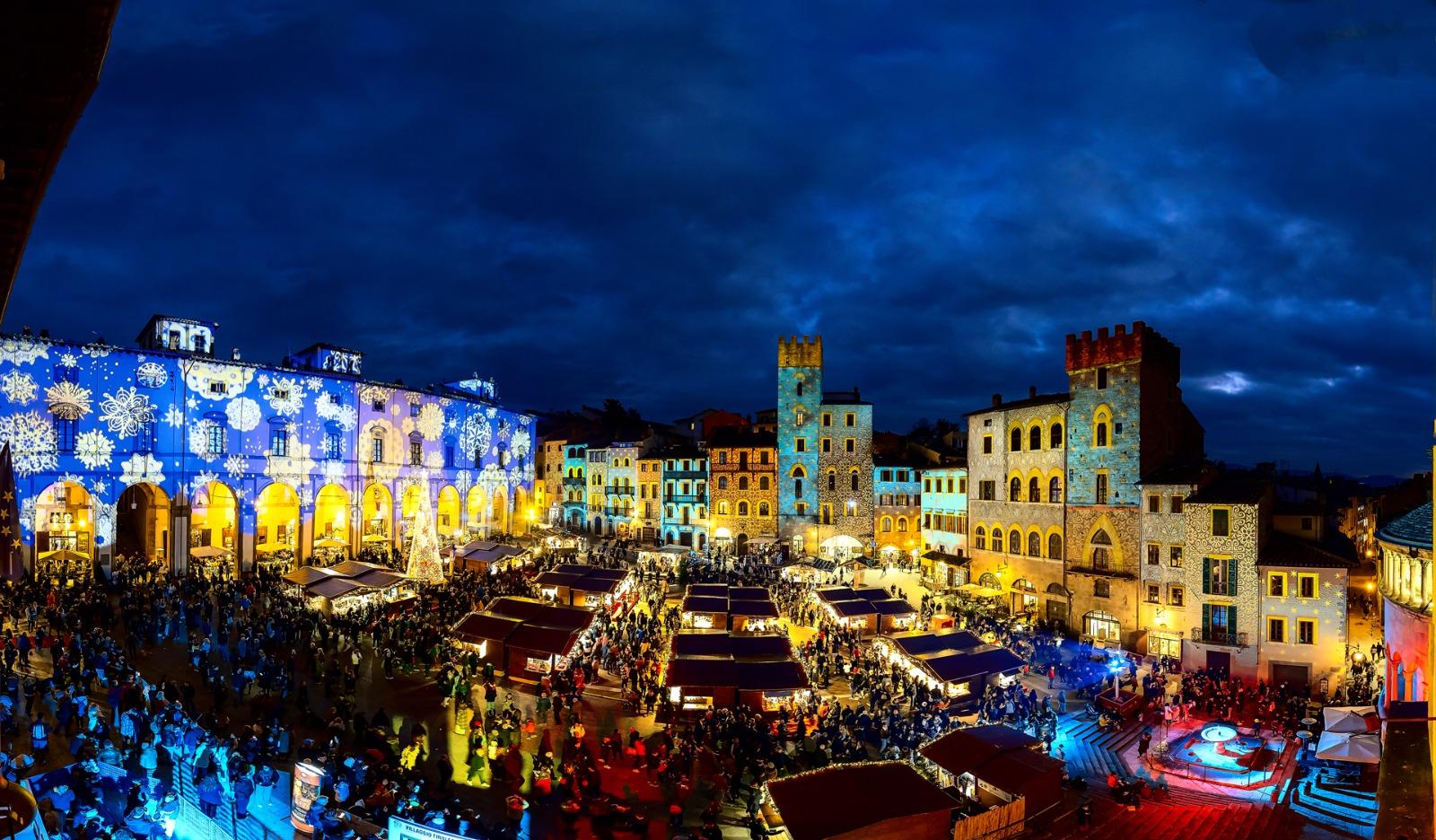 Natale ad Arezzo mercatini da tutto esaurito