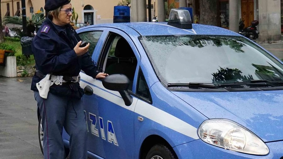 Polizia, controlli nei quartieri