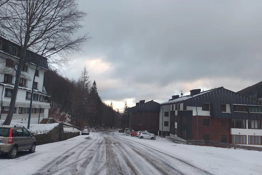 L'Abetone dopo la nevicata di stanotte