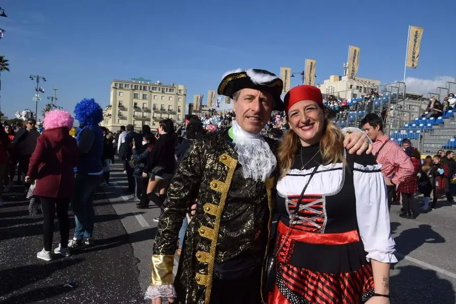 Carnevale di Viareggio, la sfilata di giovedì grasso