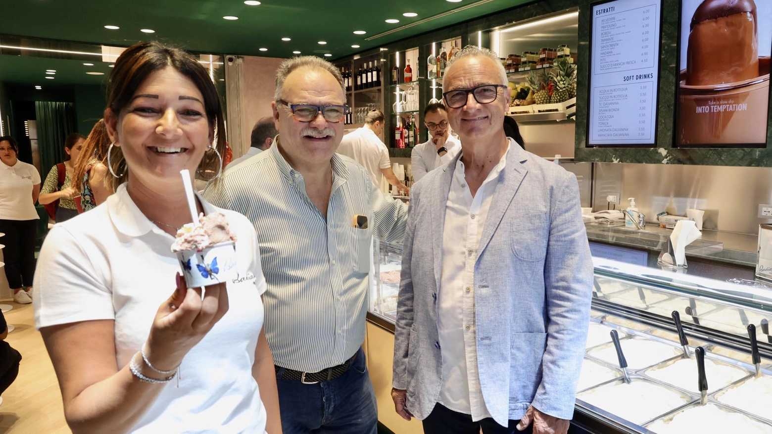 Il diciassettesimo negozio di Badiani  inaugurato in pieno centro storico  La storica gelateria s’ispira al Duomo