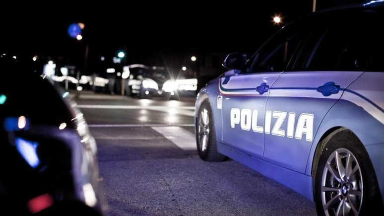 Intervento della polizia (foto Ansa)