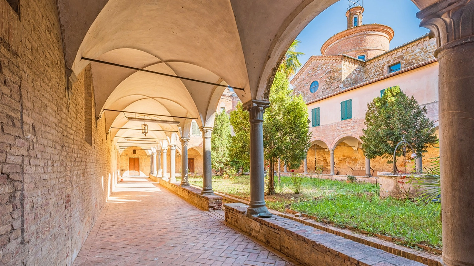 Monastero di Sant'Eugenio (courtesy of Lionard)