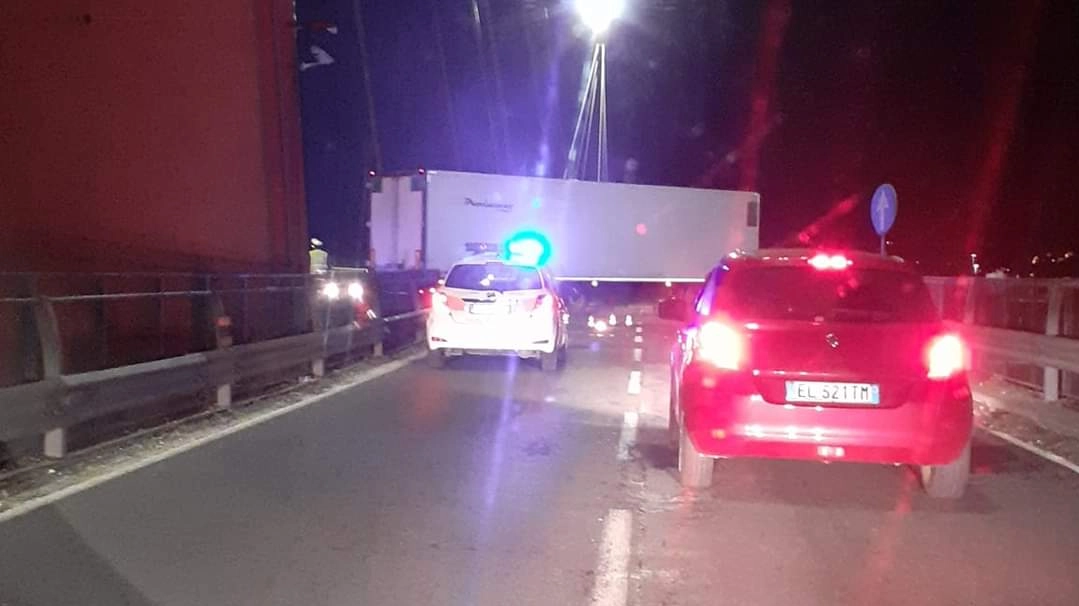 L'incidente sul viadotto all'Indiano