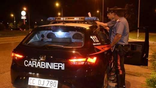 Furto in un’abitazione. I carabinieri inseguono i ladri fuggiti in auto. Al Pollino ora è allarme