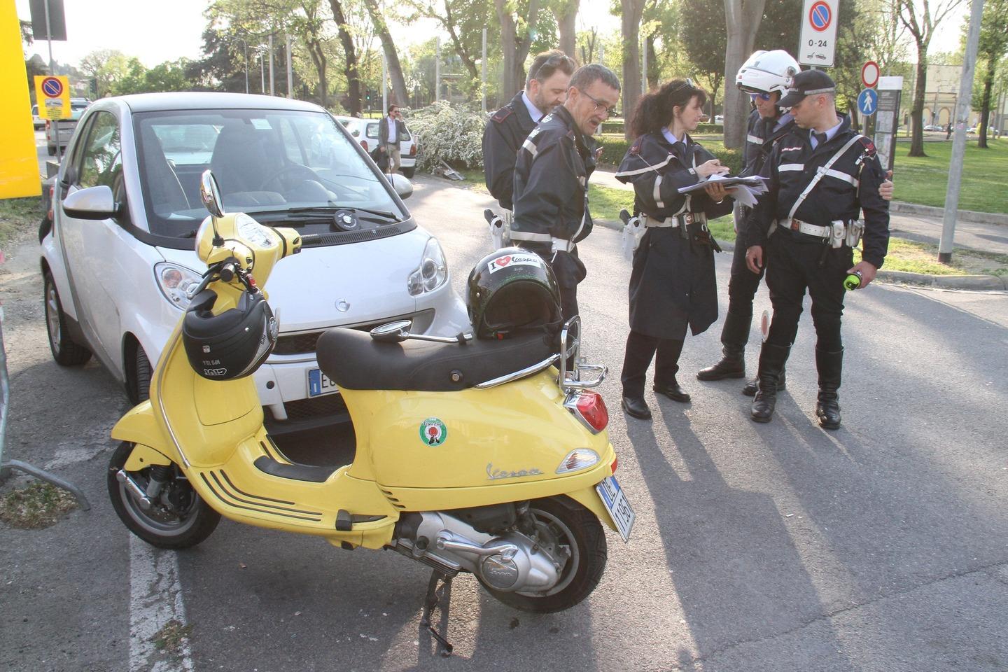 Grave Incidente E Un Autobus Guasto: Doppio Guaio Sui Viali, Traffico ...