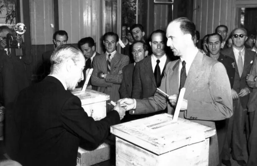 2 giugno 1946, il voto che cambiò la storia. L’Italia sceglie la Repubblica