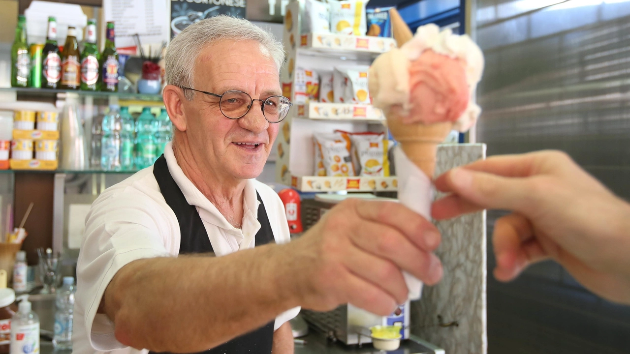 Gelaterie artigianali numeri positivi  Ma i rincari si fanno sentire  "Ogni fiorentino ne consuma 10 chili"