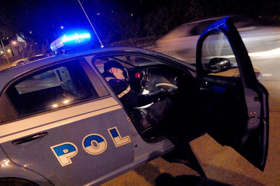 Sparatoria A Prato Gambizzati In Un Locale La Mala Cinese Rialza La