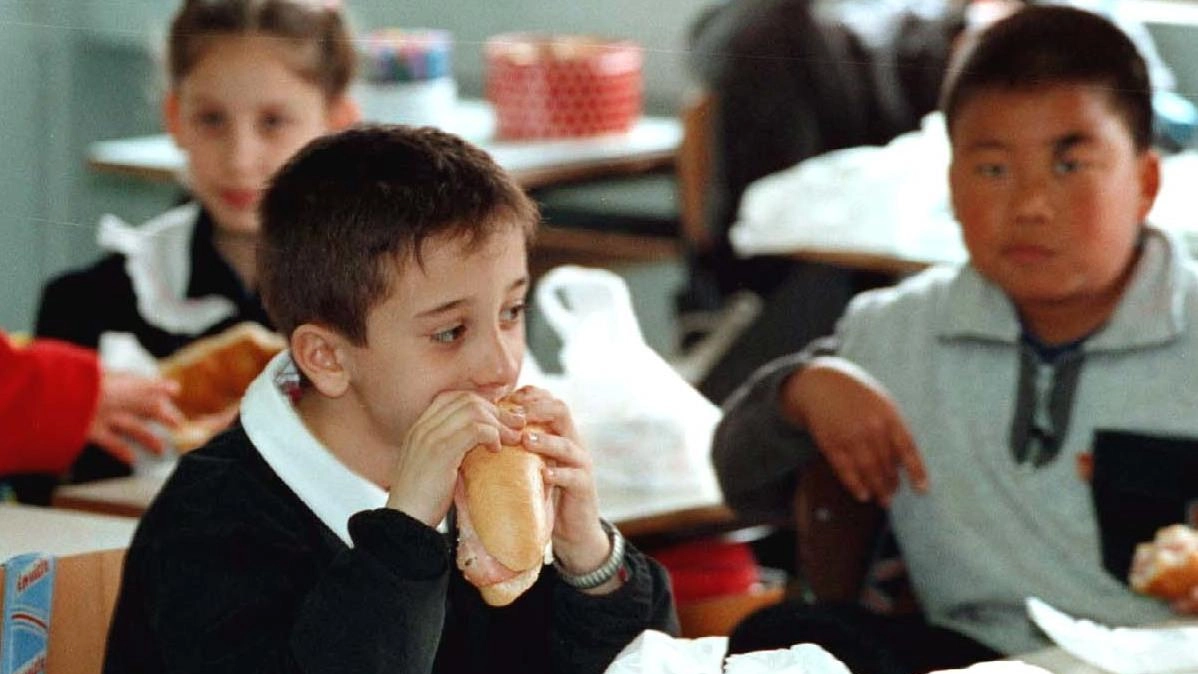 Scuola La merenda a portata di click: "Evita file e delusioni per i bimbi"