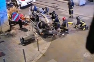 La scena dei soccorsi nell'incidente di via Gioberti a Firenze