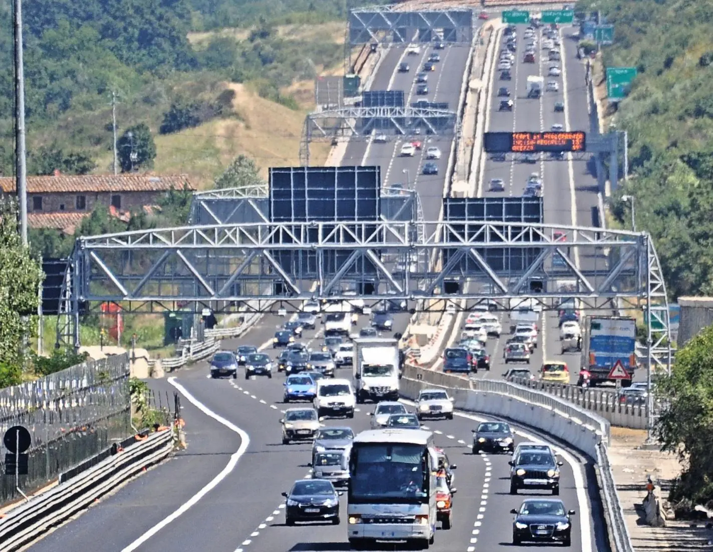 Tirrenica, "progetto serio e pedaggio agevolato per i residenti"