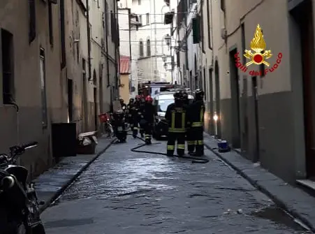 Fuga di gas, evacuato ristorante in Oltrarno