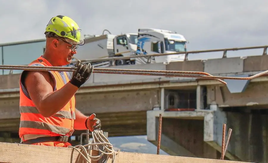 La terza corsia A11 non è un sogno. A fine febbraio partono i cantieri