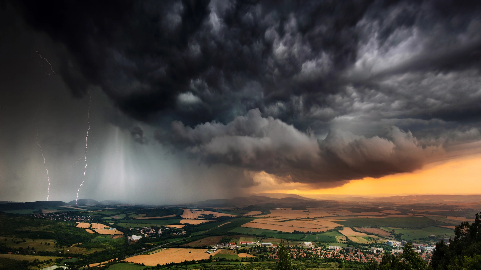 Un temporale in campagna