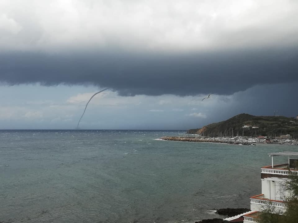 Maltempo La Toscana Ancora Flagellata Allagamenti Grandinate E Una