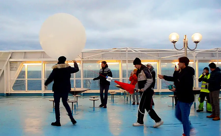 Radiosonde innovative per la meteorologia lanciate nel cielo del Mediterraneo