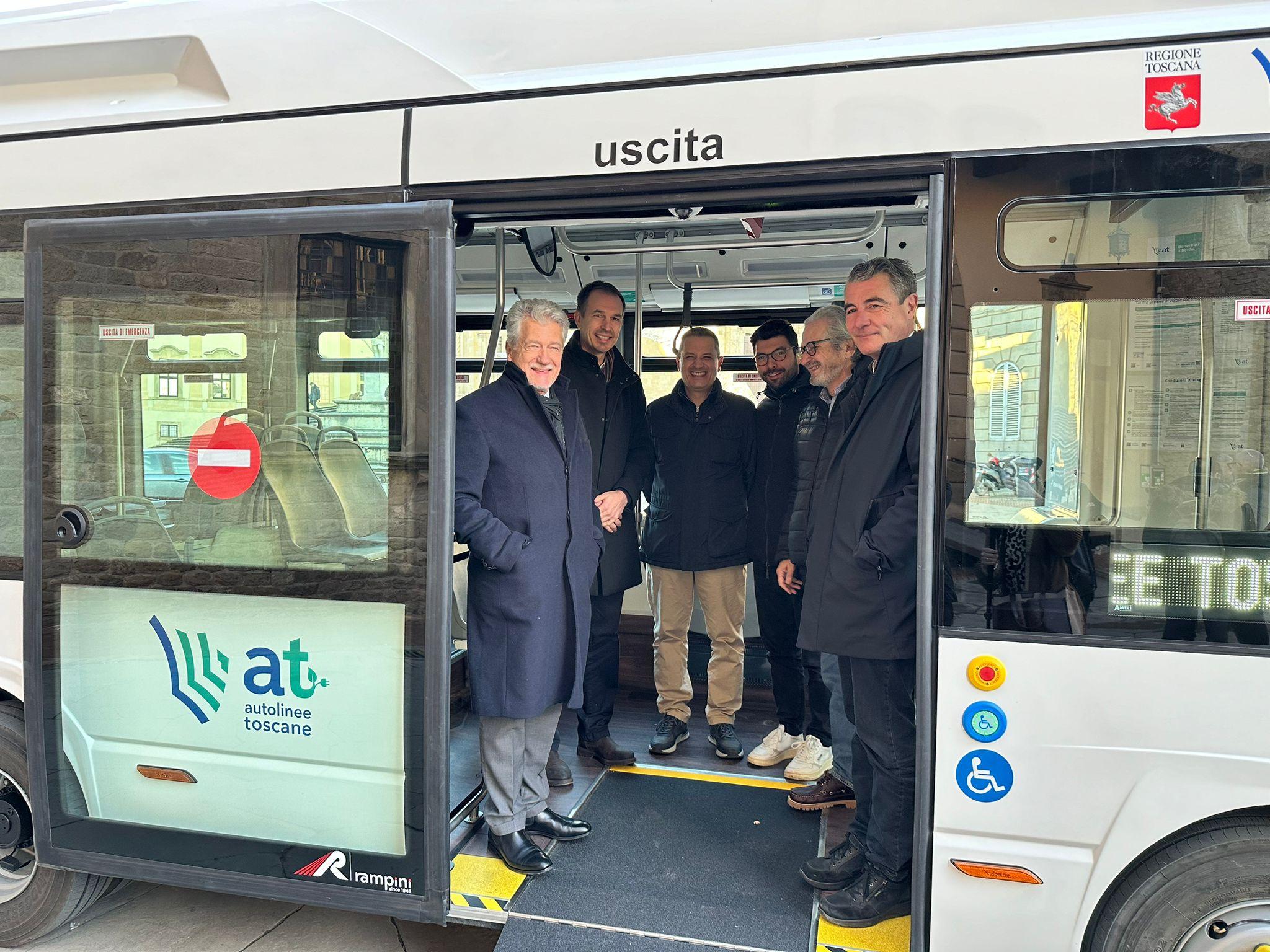 Autolinee la flotta di Arezzo si rinnova con due bus elettrici