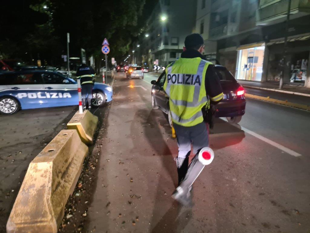 Sicurezza Sulle Strade. Ubriaco E Senza Patente. Multa Salata E Sequestro