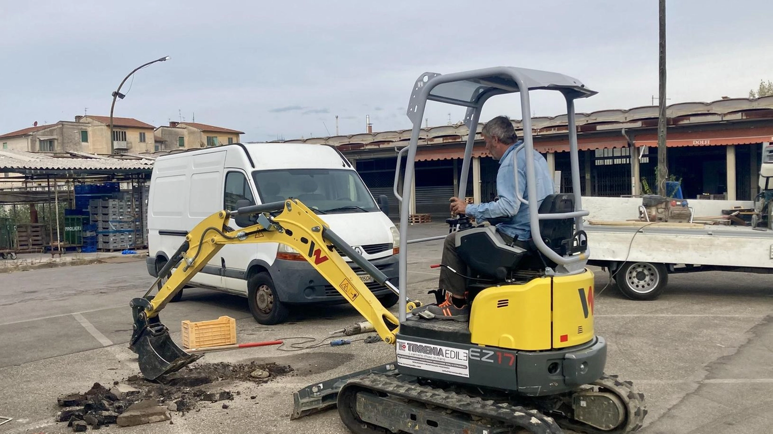 PalaAcqua, l’ultimo miglio. Cantiere entro febbraio. Ortofrutticolo in alto mare