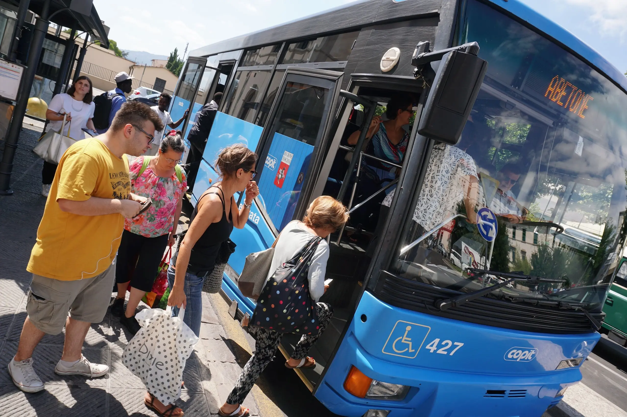 "Niente autobus, Valdibure isolata"