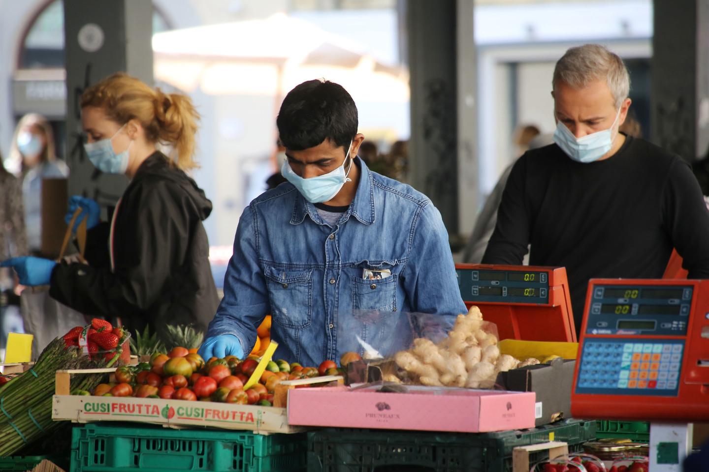 Fase Due L Allarme Di Confesercenti Toscana Riapriamo Il Tempo Delle Parole Finito