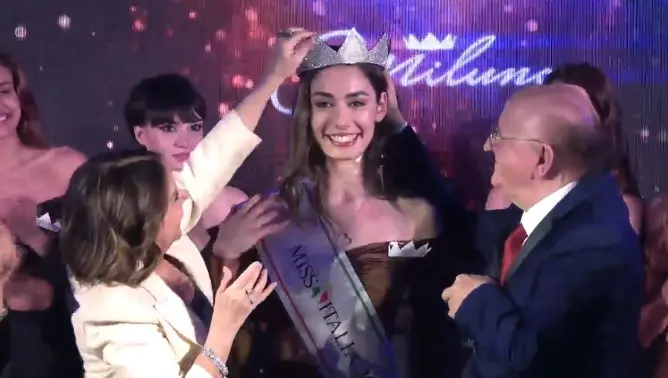 Miss Italia 2022 è Lavinia Abate